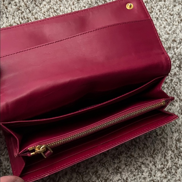 Miu Miu Fuchsia Crocodile-Embossed Wallet - Picture 6 of 6